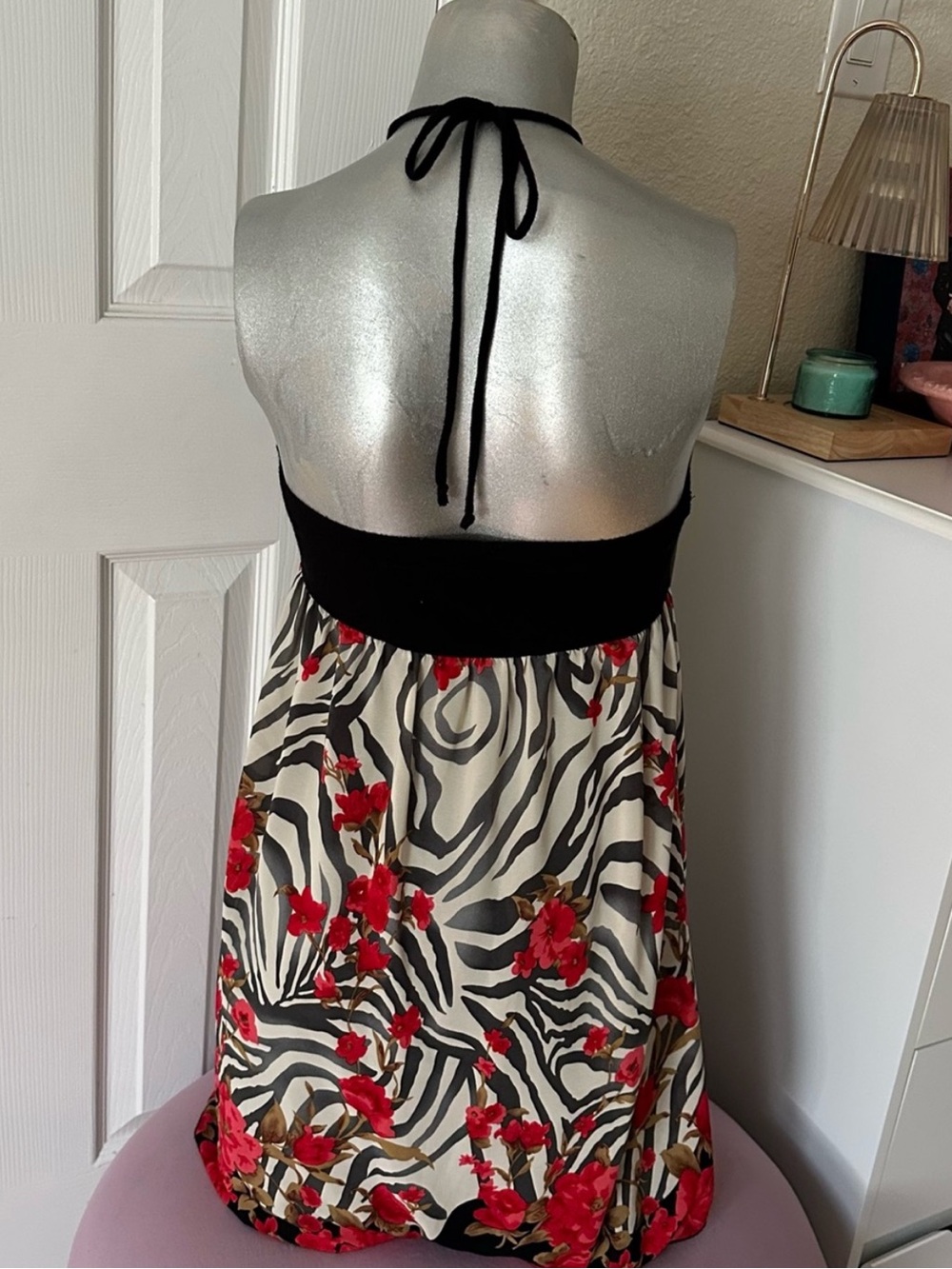 Y2K Moa Moa Zebra Print & Red Floral Pattern Halter Top - Picture 4 of 8